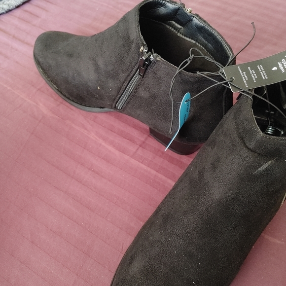 Booties - Picture 3 of 3